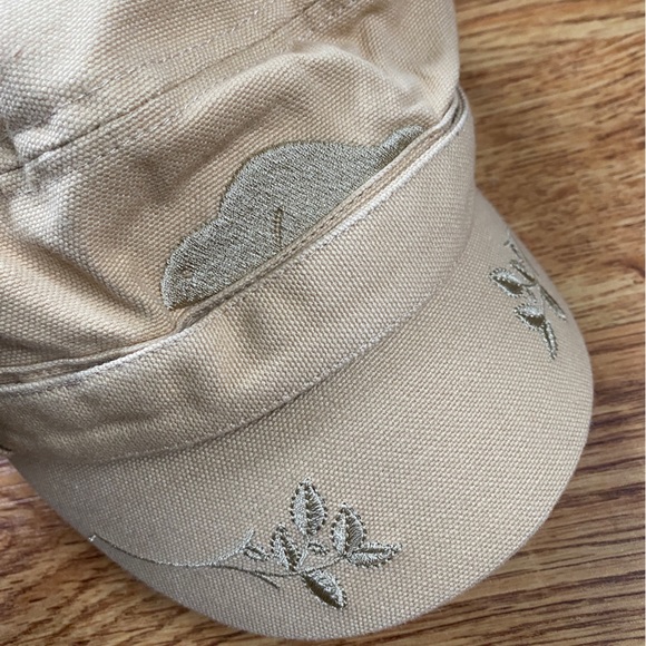Roots Canada cotton hat / cap size S/M - Picture 7 of 8